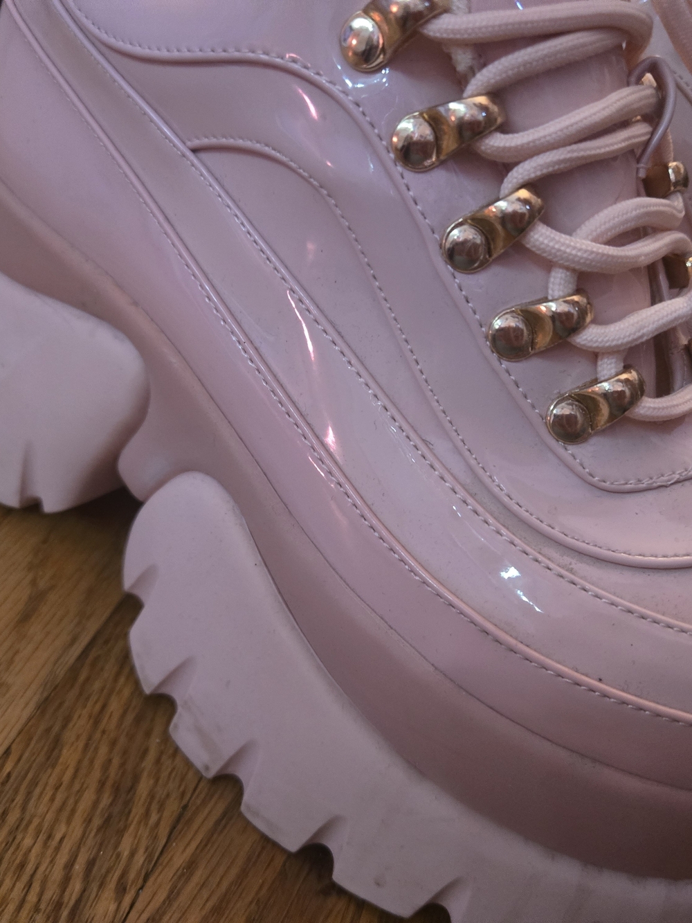 Melanie Martinez Cake Sneakers womens size 7
